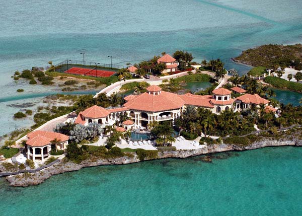 A photograph of Emerald Cay Estate on Silly Creek in Chalk Sound, Providenciales (Provo), Turks and Caicos Islands.
