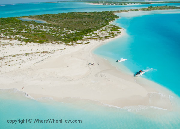 A photograph of Fort George Cay and Dellis Cay, Turks and Caicos Islands.